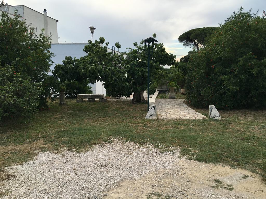 Tenuta "Li Santi" Pension San Cesario di Lecce Buitenkant foto